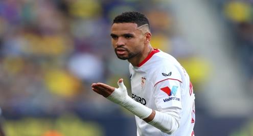 صحيفة: مهاجم منتخب المغرب يقترب من الدوري الإنجليزي 